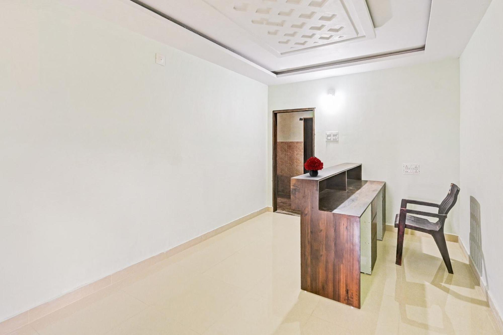 Hotel O Vrk Residency Kurmannapalem ภายนอก รูปภาพ