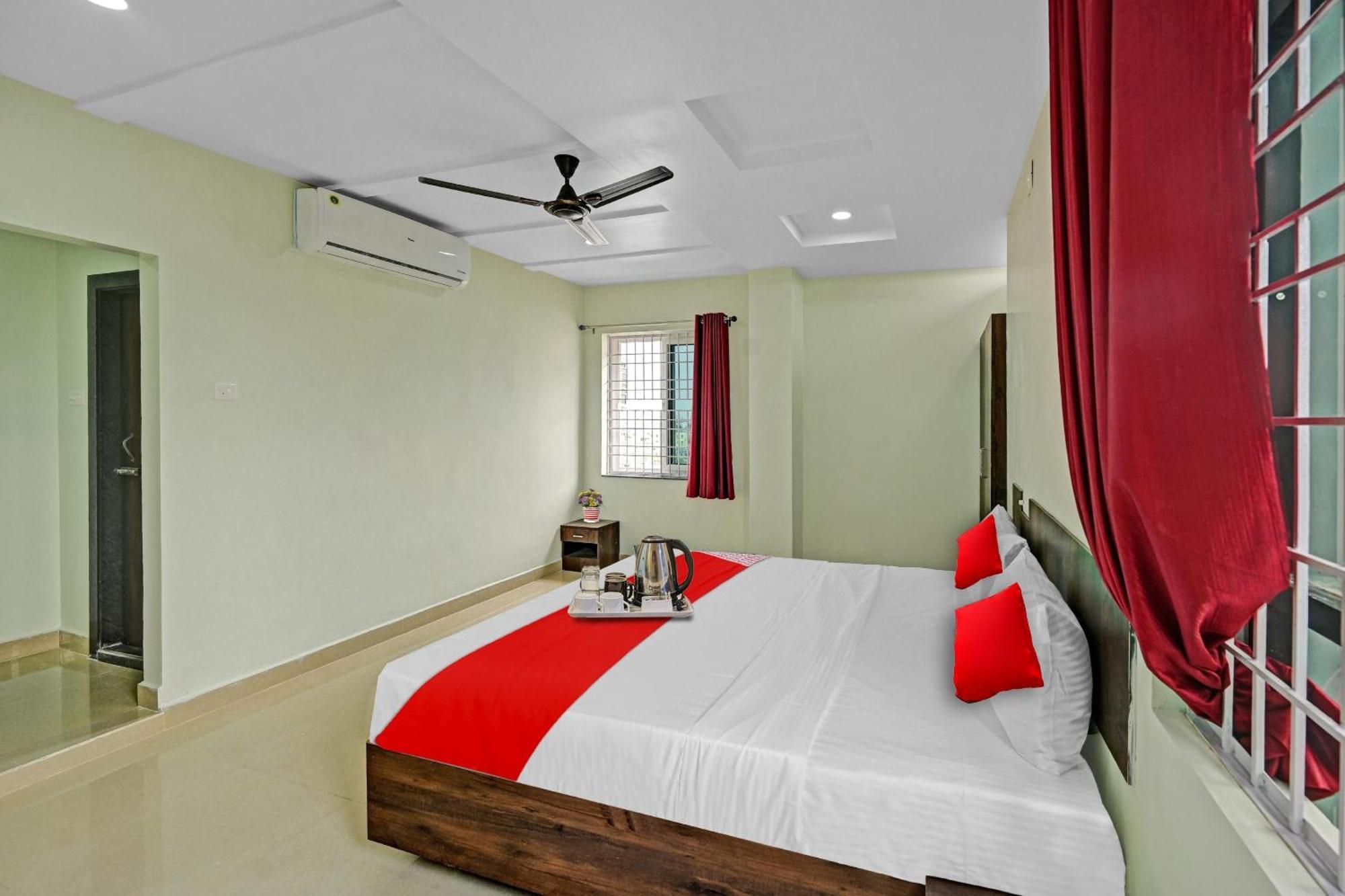 Hotel O Vrk Residency Kurmannapalem ภายนอก รูปภาพ