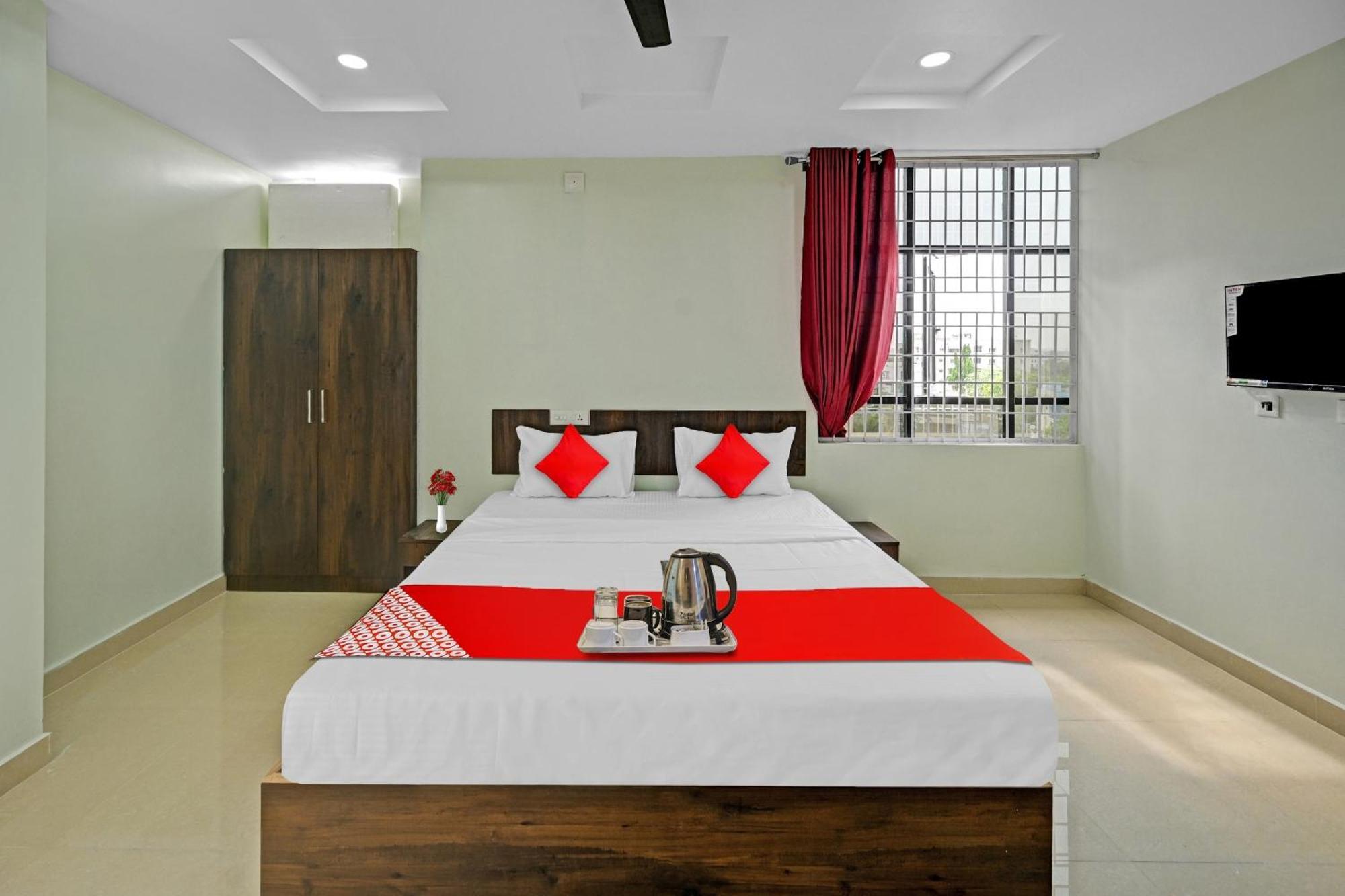 Hotel O Vrk Residency Kurmannapalem ภายนอก รูปภาพ