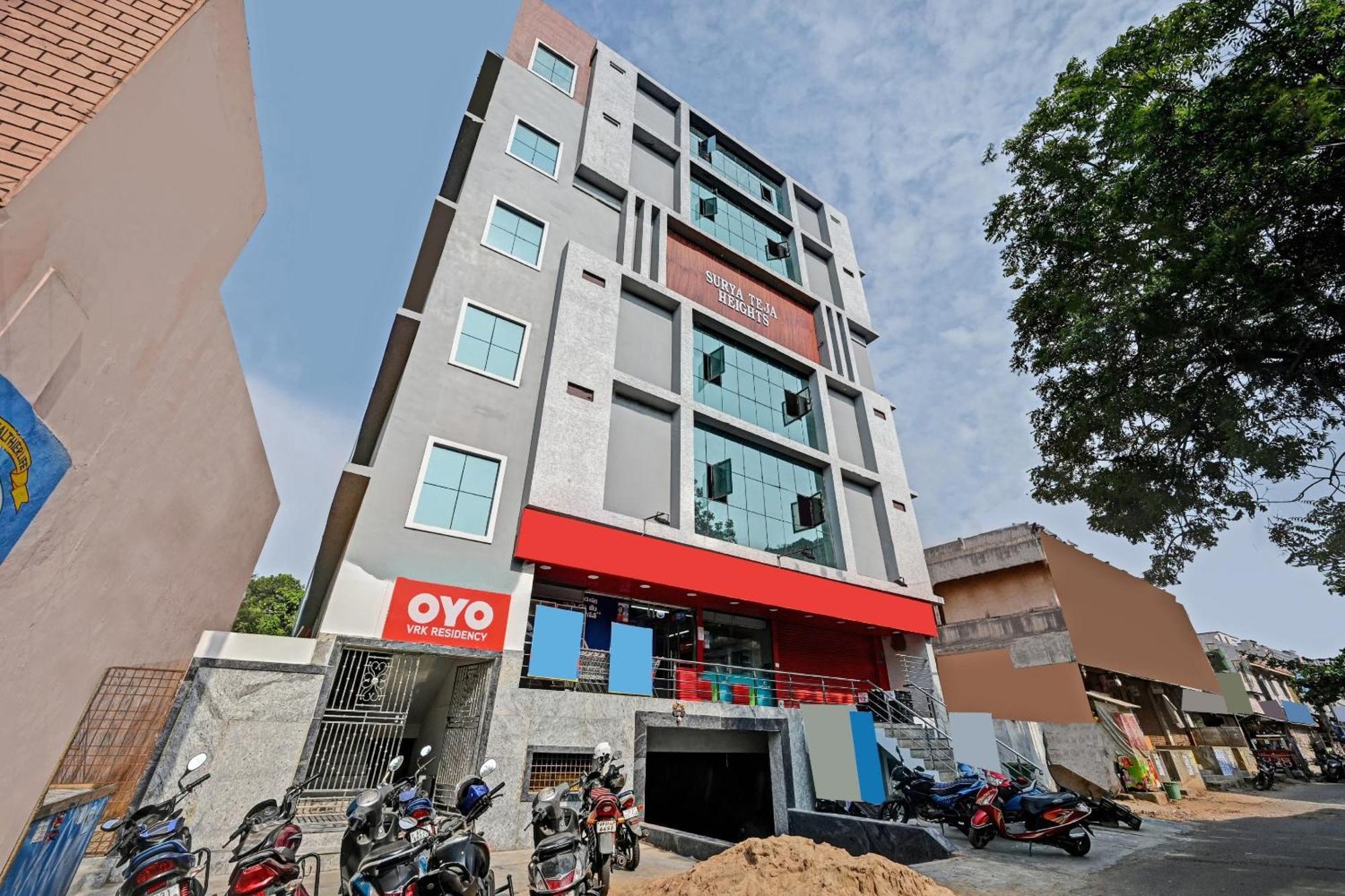 Hotel O Vrk Residency Kurmannapalem ภายนอก รูปภาพ